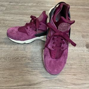 Men’s Nike Air Huarache Run Premium Sz 8 Women 10